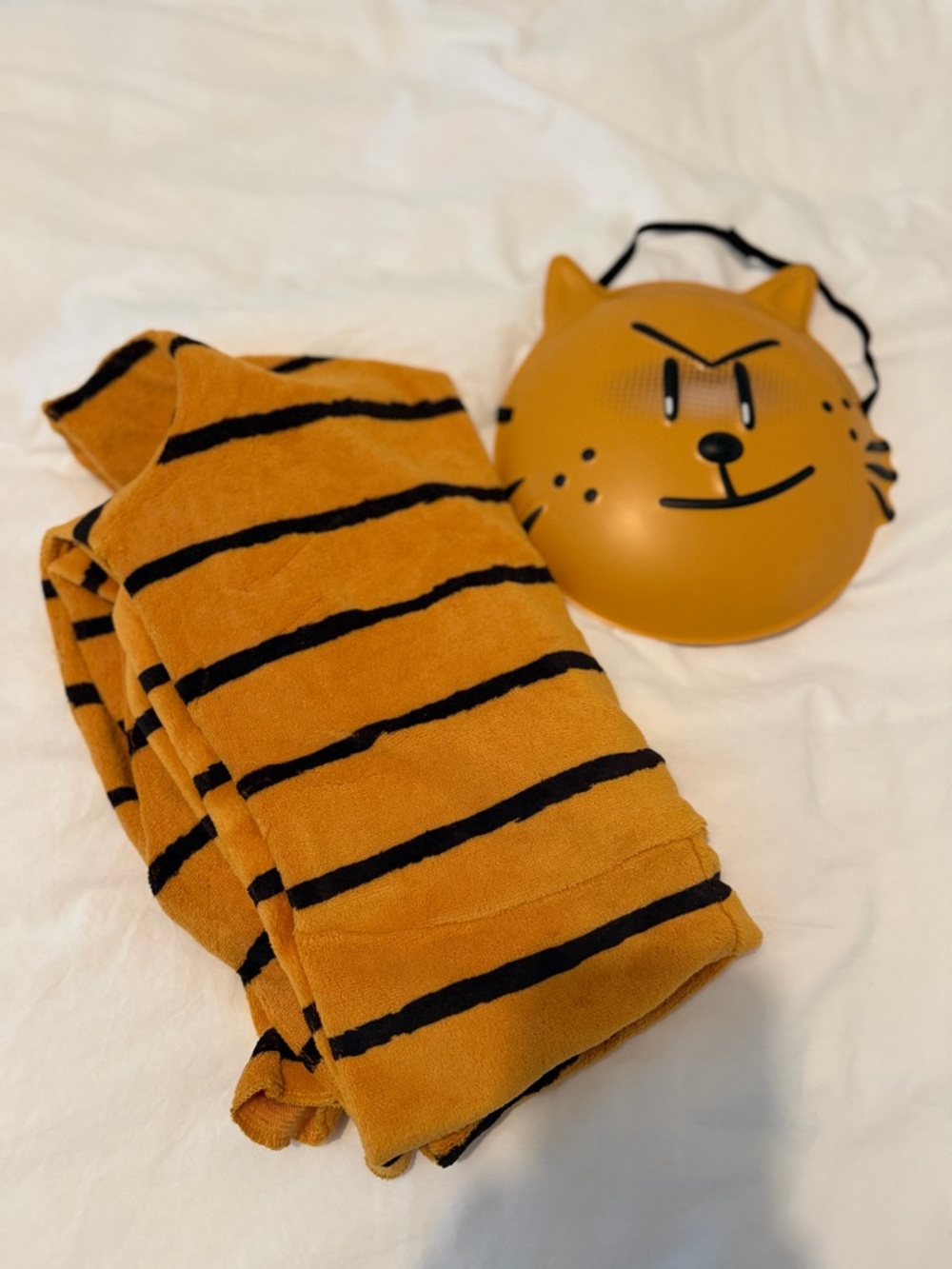 Petey (Dogman) child’s costume size large 10-12